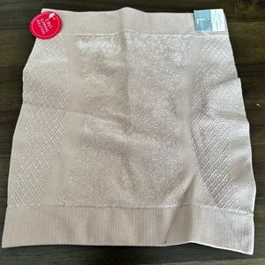 New 90% Nylon 10% spandex